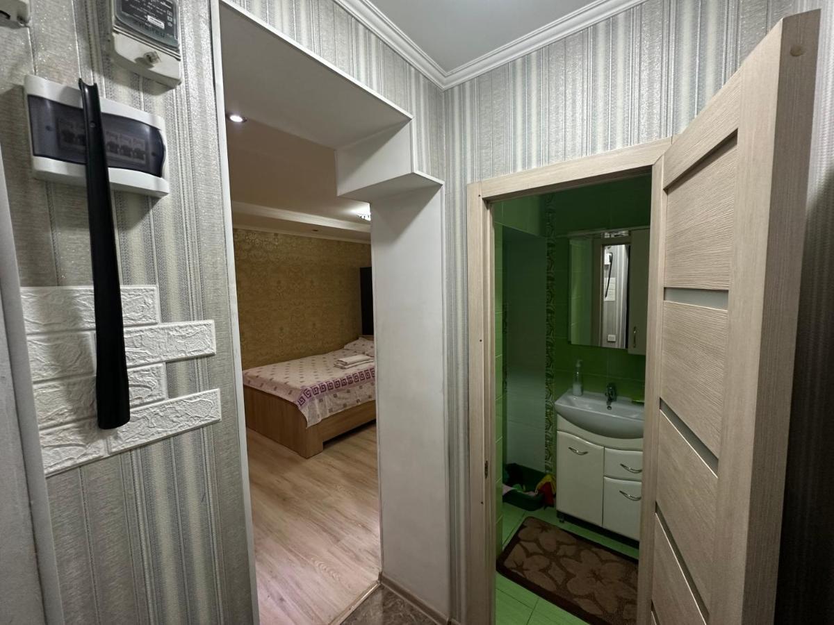 One-Room Apartment Opposite Almaty Airport Turksib Eksteriør billede