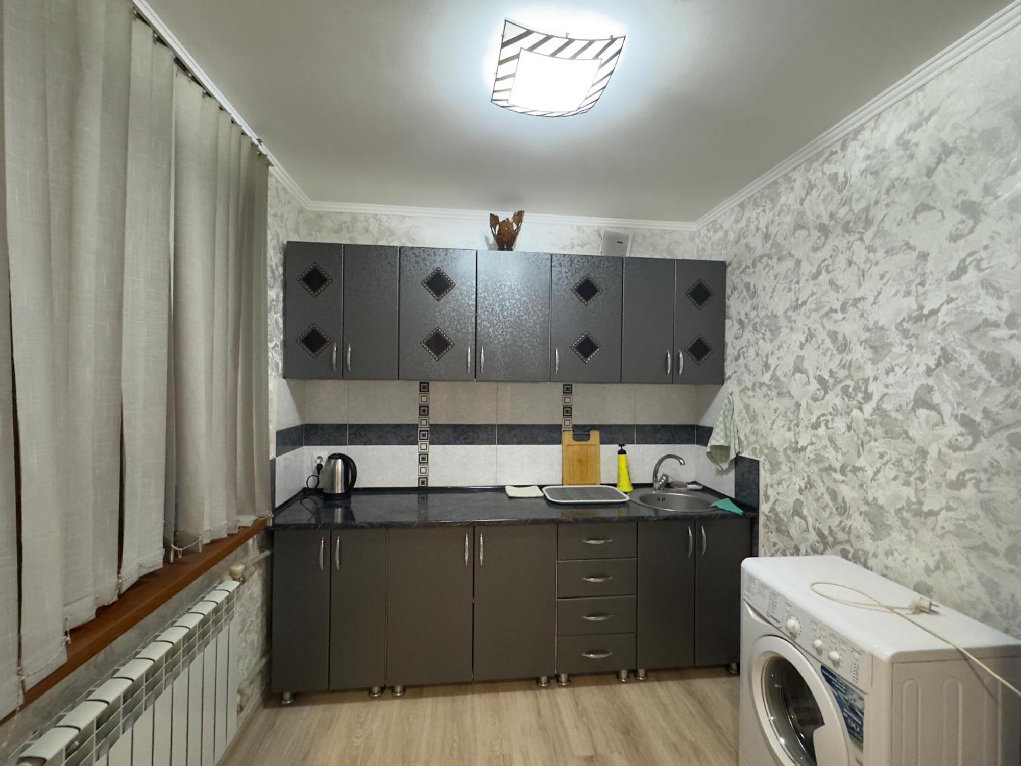 One-Room Apartment Opposite Almaty Airport Turksib Eksteriør billede
