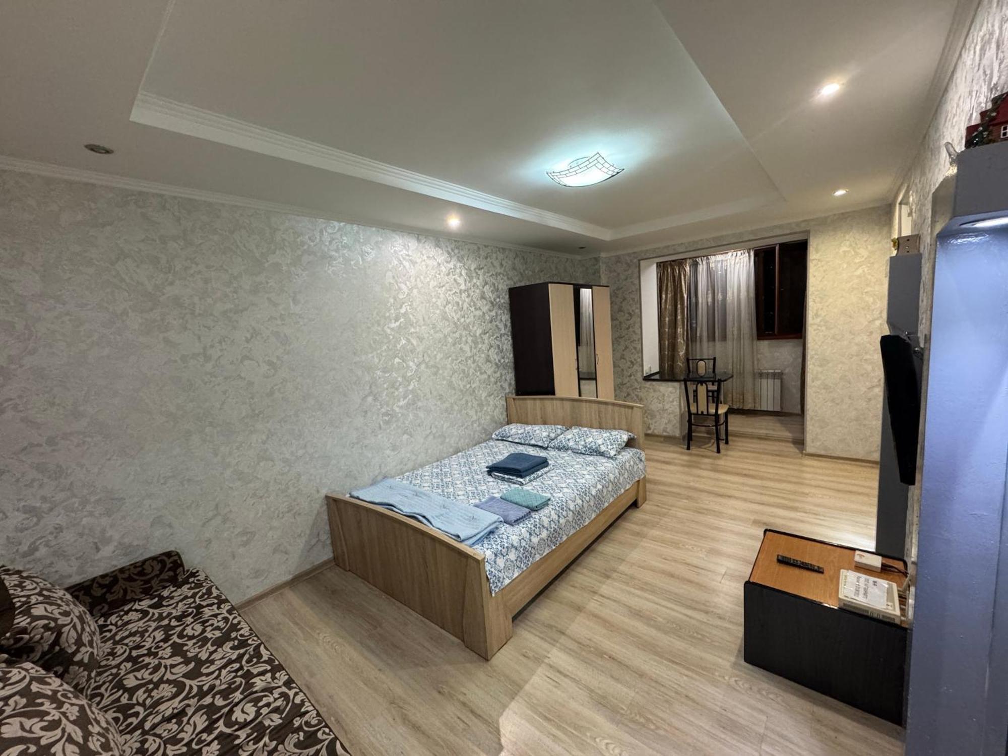 One-Room Apartment Opposite Almaty Airport Turksib Eksteriør billede